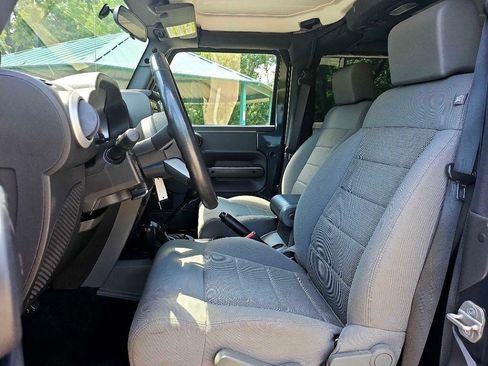 Used 2008 Jeep Wrangler Sahara w/ PWR Convenience Group image 11
