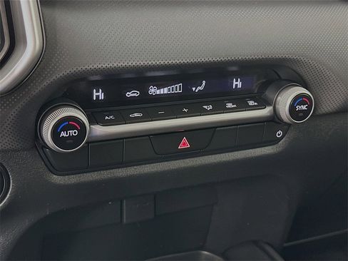 Used 2024 MAZDA CX-50 AWD 2.5 S w/ Cargo Package image 19