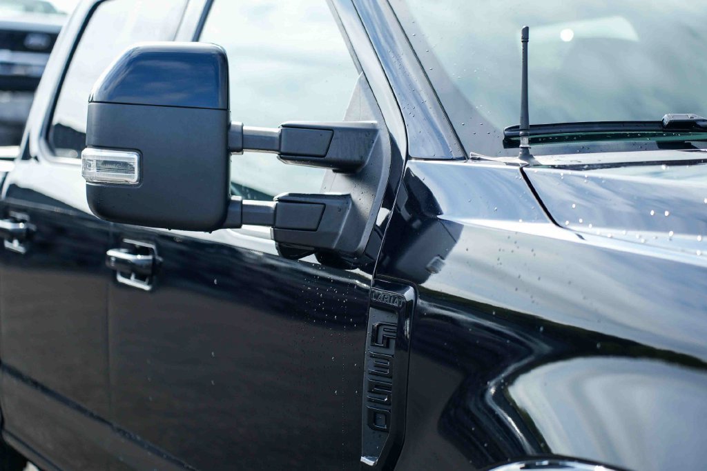 Used 2022 Ford F350 Lariat w/ Tremor Off-Road Package AWD/4WD image 9