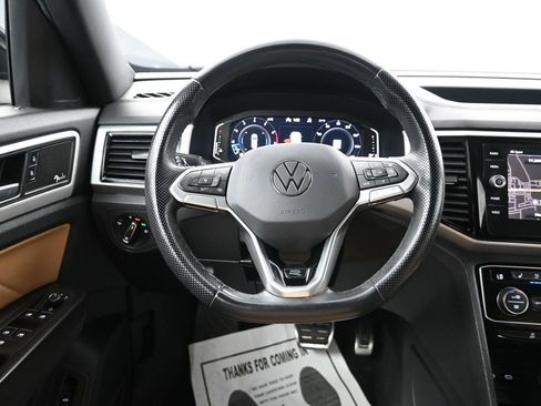 Used 2022 Volkswagen Atlas Cross Sport SEL Premium R-Line AWD/4WD image 33