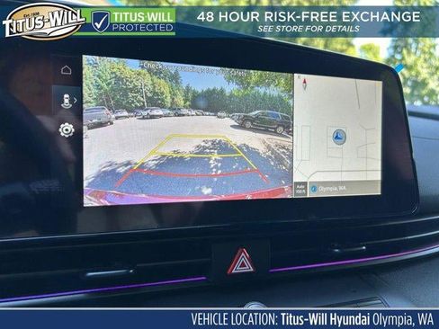 New 2025 Hyundai Elantra SEL image 56