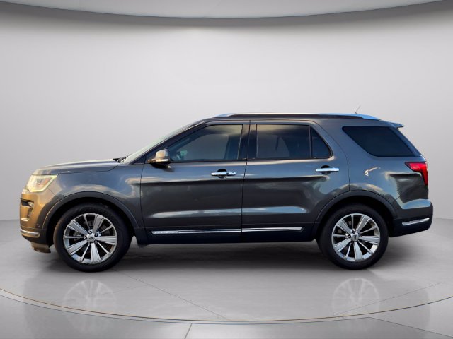 Used 2018 Ford Explorer Limited w/ Equipment Group 301A FWD image 3