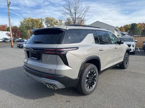 New 2026 Chevrolet Traverse Z71 w/ Enhanced Driving Package AWD/4WD image 5