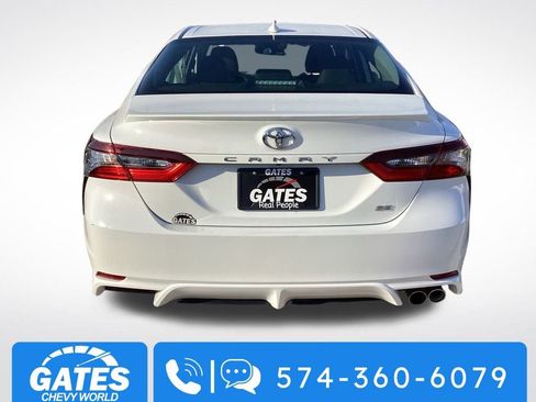 Used 2024 Toyota Camry SE image 8