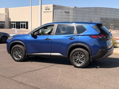 Used 2023 Nissan Rogue S FWD image 4