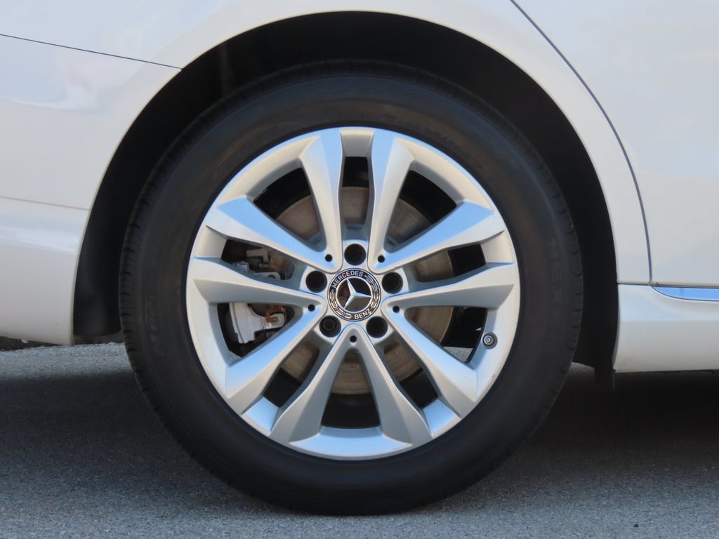 Used 2019 Mercedes-Benz C 300 4MATIC Sedan w/ Premium Package image 14