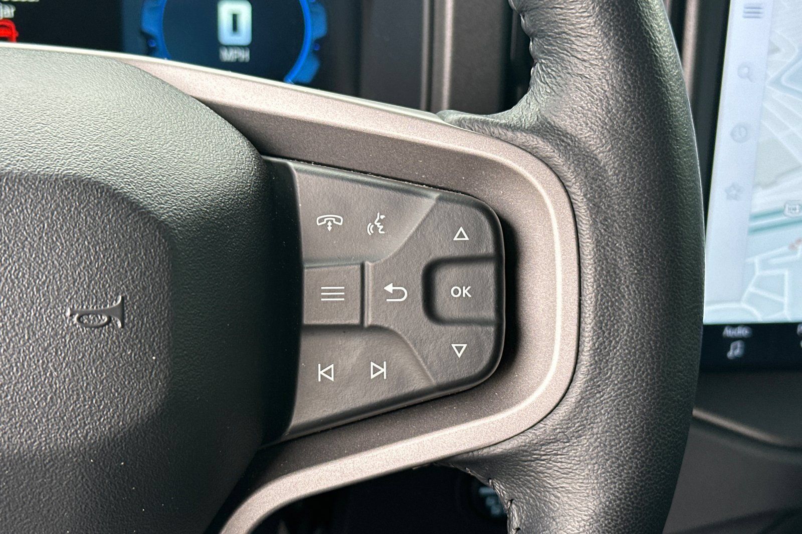 Used 2025 Ford Bronco Badlands AWD/4WD image 29