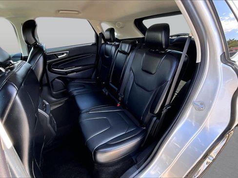Used 2017 Ford Edge Titanium AWD/4WD image 26