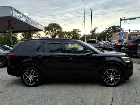 Used 2019 Ford Explorer Sport AWD/4WD image 2
