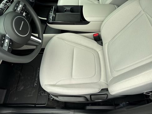 New 2026 Hyundai Tucson Blue SE AWD/4WD image 11
