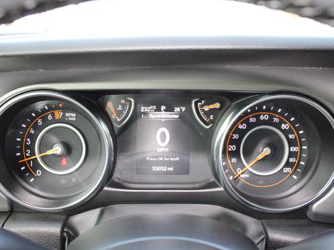 Used 2023 Jeep Gladiator Sport image 51