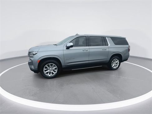 Used 2024 Chevrolet Suburban Premier image 5
