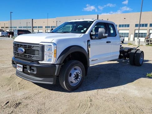 New 2026 Ford F550 4x4 SuperCab Super Duty image 4