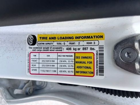 Used 2021 Ford Escape Titanium w/ Titanium Elite Package AWD/4WD image 13