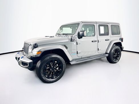 Used 2022 Jeep Wrangler Sahara w/ Cold Weather Group image 3