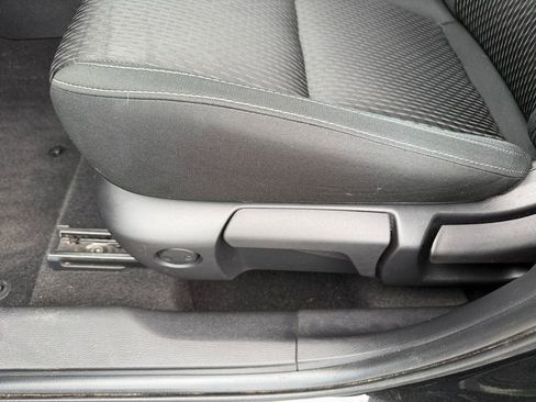 Used 2022 Mitsubishi Outlander ES AWD/4WD image 13