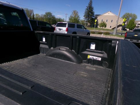 Used 2019 Ford F150 XL w/ XL Power Equipment Group AWD/4WD image 9