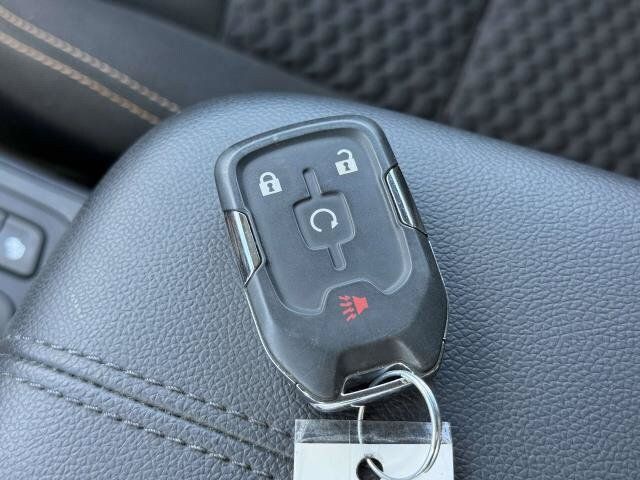Used 2020 GMC Terrain SLE w/ Driver Convenience Package AWD/4WD image 30