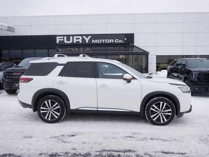 Used 2024 Nissan Pathfinder Platinum