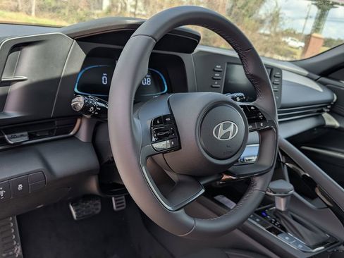 New 2026 Hyundai Elantra SEL Sport image 17