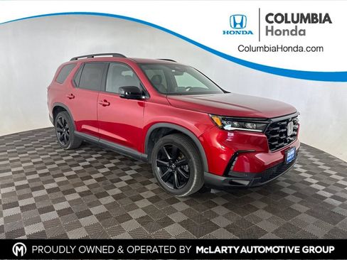 Certified 2025 Honda Pilot Black Edition image 1
