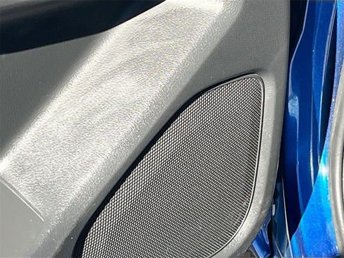 Used 2024 Nissan Frontier SV w/ SV Convenience Package image 18