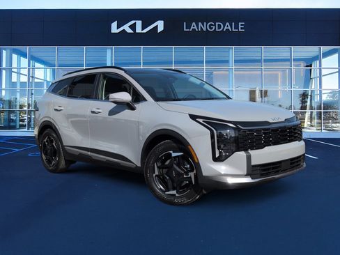 New 2026 Kia Sportage EX w/ EX Panorama Roof Package image 2