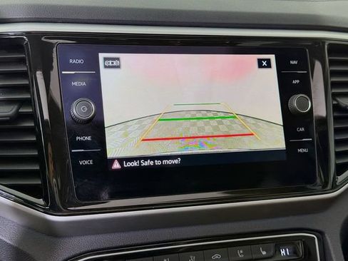 Used 2023 Volkswagen Atlas SEL Premium AWD/4WD image 17