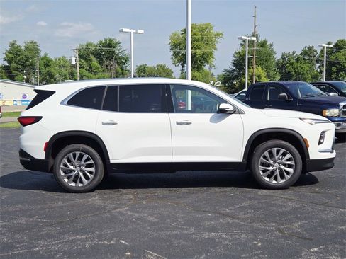 New 2025 Buick Enclave Preferred w/ Power Package image 2