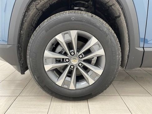 New 2026 Chevrolet Equinox LT w/ Safety and Technology Package AWD/4WD image 9