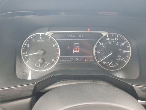 Used 2024 Nissan Pathfinder SV AWD/4WD image 21