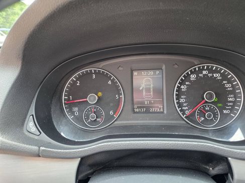 Used 2014 Volkswagen Passat TDI SE FWD image 24