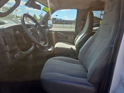 Used 2023 Chevrolet Express 3500 LT w/ LT Preferred Equipment Group RWD image 10