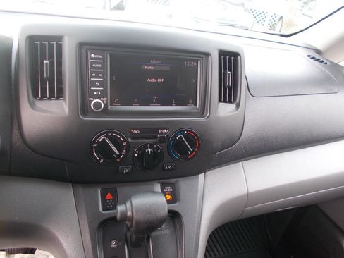 Used 2020 Nissan NV200 SV image 14