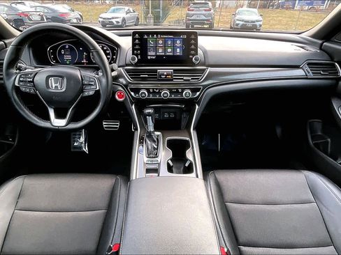 Used 2022 Honda Accord Sport image 15