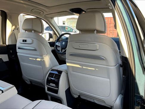 Used 2026 BMW X7 xDrive40i image 20
