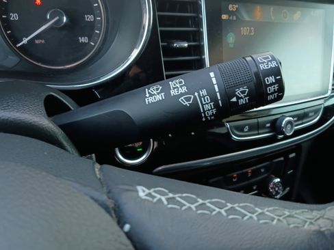 Used 2019 Buick Encore Preferred image 13