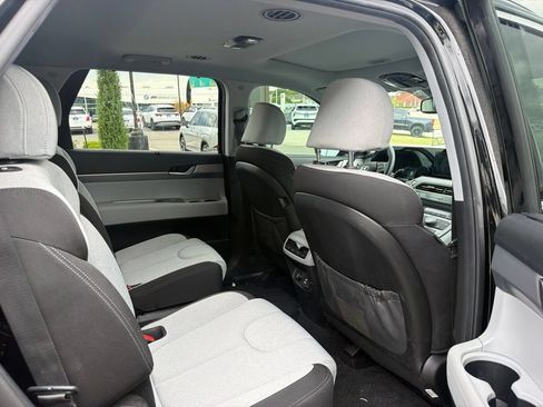 Used 2021 Hyundai Palisade SEL w/ Convenience Package FWD image 13