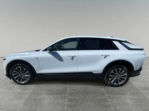 New 2026 Cadillac Lyriq Sport AWD/4WD image 2