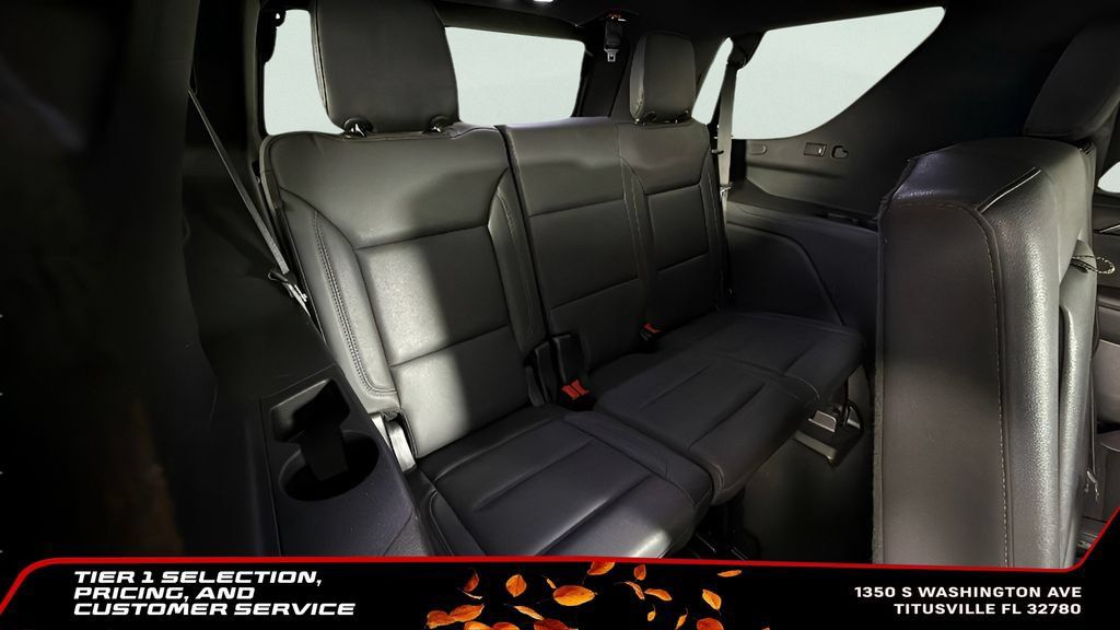 Used 2022 Chevrolet Tahoe Z71 w/ Luxury Package AWD/4WD image 30