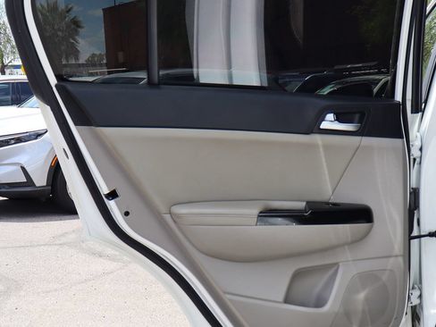 Used 2020 Kia Sportage EX FWD image 30