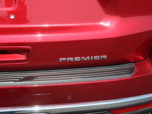 Used 2023 Chevrolet Tahoe Premier AWD/4WD image 5