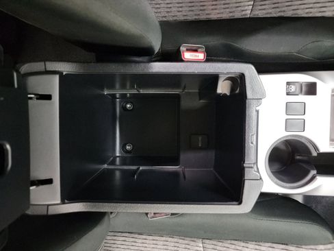 Used 2021 Toyota 4Runner SR5 image 28