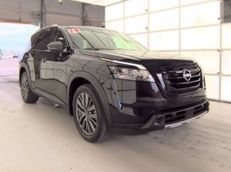 Used 2024 Nissan Pathfinder SL w/ SL Premium Package AWD/4WD video 1