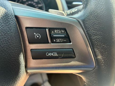Used 2014 Subaru Outback 2.5i Limited w/ Moonroof Package AWD/4WD image 18