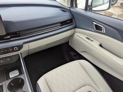 New 2026 Kia Carnival SX FWD image 18