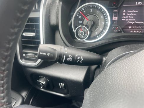 Used 2020 RAM 1500 Big Horn AWD/4WD image 23