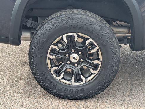 Certified 2023 Chevrolet Silverado 1500 ZR2 w/ Technology Package image 10