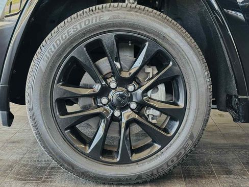 Used 2021 Jeep Grand Cherokee Laredo X AWD/4WD image 30