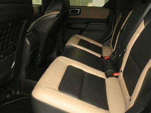 Used 2024 Ford Bronco Big Bend AWD/4WD image 10